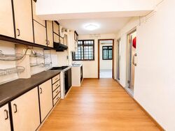 Blk 30 Marine Crescent Ville (Marine Parade), HDB 3 Rooms #588488031